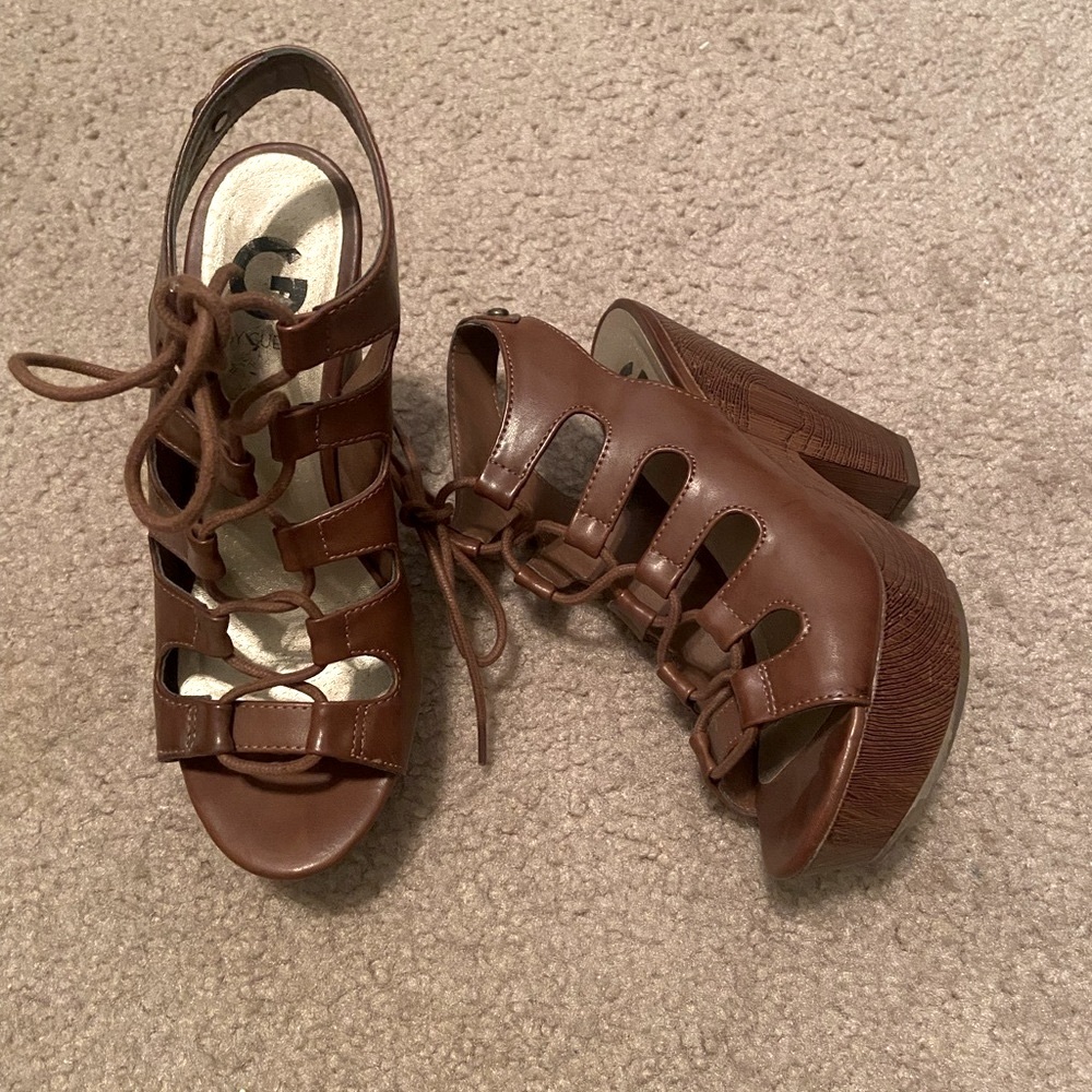 Guess Wedge Shoes